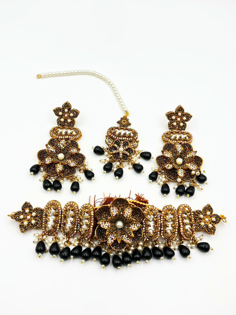 Chokar Sets